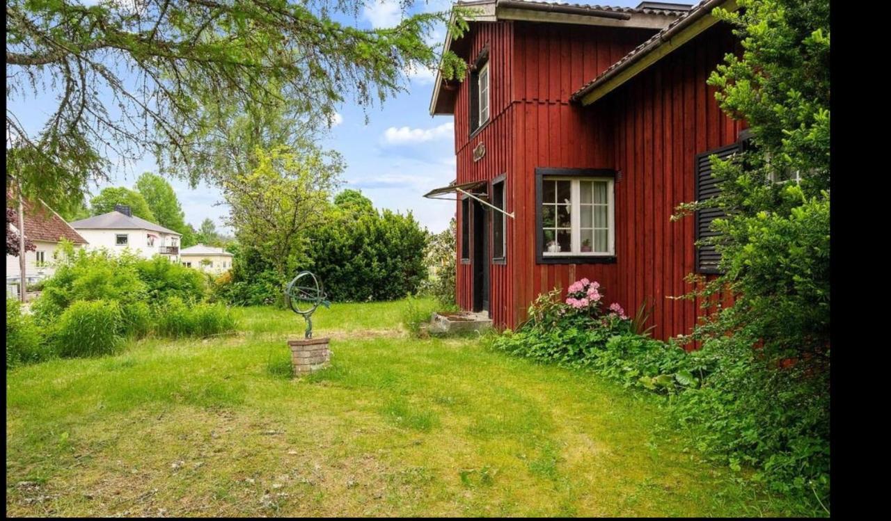 Lilla Roeda Huset. Villa Sjotofta Luaran gambar