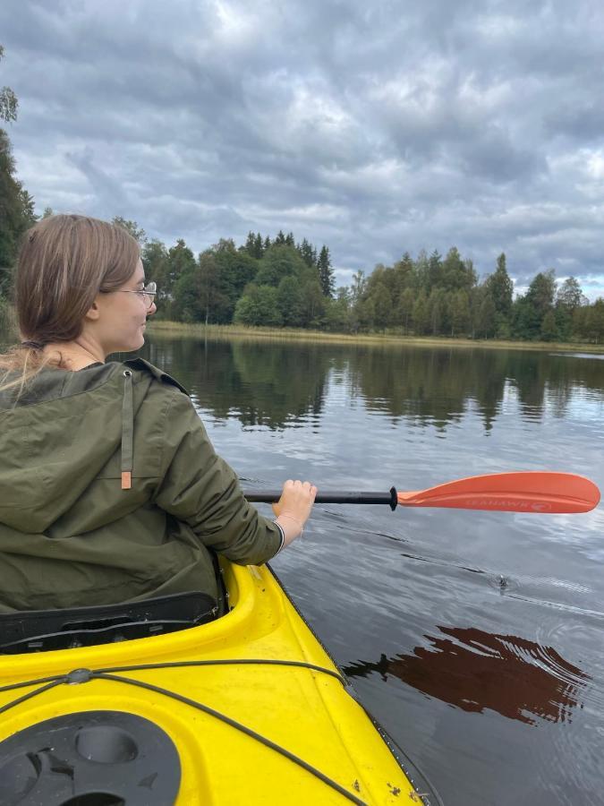 Lilla Roeda Huset. Villa Sjotofta Luaran gambar