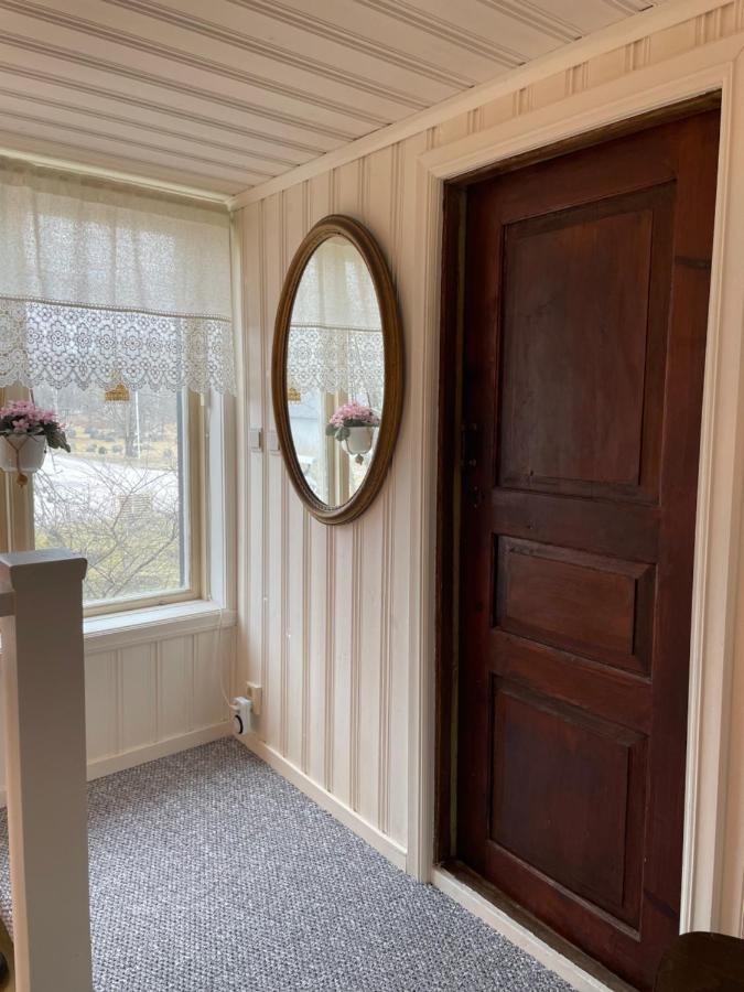 Lilla Roeda Huset. Villa Sjotofta Luaran gambar